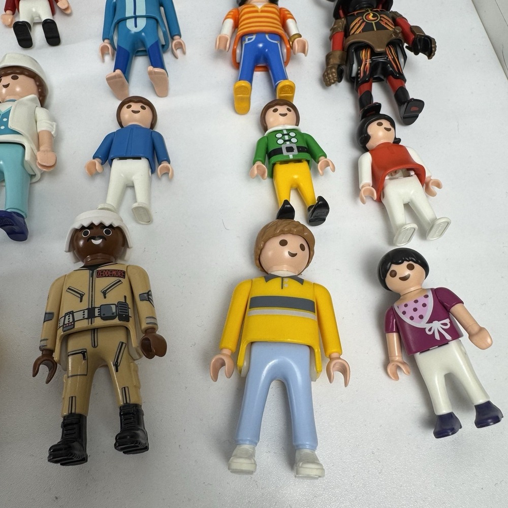 Huge Playmobil Lot 100+ Figures Animals Accessories Bulk Kids Toy Bundle - Picture 8 of 16